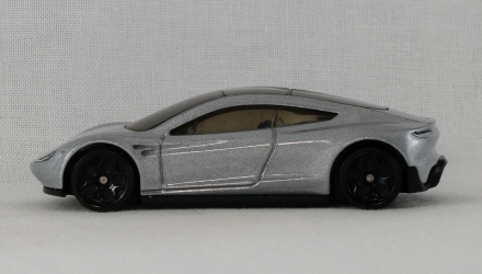 Машинка Базова Hot Wheels Tesla Roadster Exotics 1:64 HCV04 Silver - Retromagaz, image 4