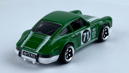 Тематическая Машинка Hot Wheels 1971 Porsche 911 Vintage Racing Club 1:64 HRT81/HRV04 Green - Retromagaz, image 3