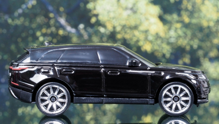 Машинка Базовая Hot Wheels Range Rover Velar Turbo 1:64 GHD01 Black - Retromagaz, image 4