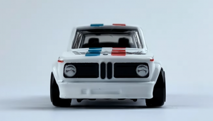 Тематична Машинка Hot Wheels BMW 2002 Vintage Racing Club 1:64 HRT81/HRV02 White - Retromagaz, image 5