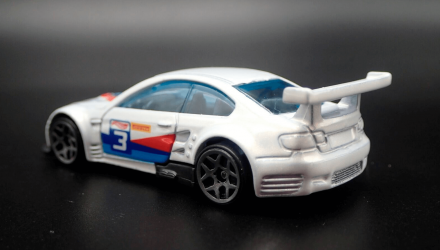 Машинка Базова Hot Wheels BMW M3 GT2 Race Day 1:64 GTC82 White - Retromagaz, image 3