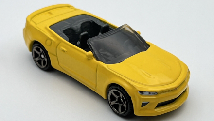 Машинка Велике Місто Matchbox '16 Chevy Camaro Convertible Showroom 1:64 HLD41 Yellow - Retromagaz, image 5