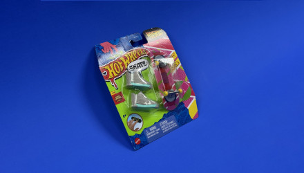 Скейт та Взуття для Пальчиків Hot Wheels Hoverboard Back to The Future 1:64 HVJ82 Pink - Retromagaz, image 2