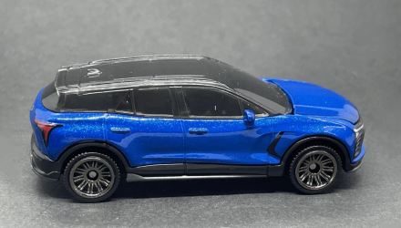 Тематична Машинка Matchbox 2024 Chevy Blazer EV Moving Parts 1:64 FWD28/HVN12 Blue - Retromagaz, image 3