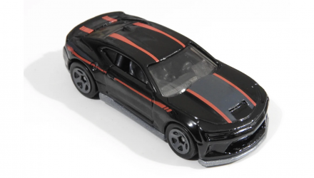 Машинка Базовая Hot Wheels '18 COPO Camaro SS Dream Garage 1:64 GHF73 Black - Retromagaz, image 2