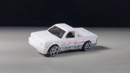 Машинка Базовая Hot Wheels '91 GMC Syclone The `90S 1:64 HTB10 White - Retromagaz, image 1