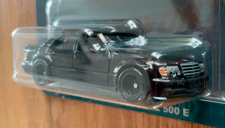 Машинка Premium Hot Wheels Mercedes-Benz 500 E Chase Canyon Warriors 1:64 FPY86/HKC57 Black - Retromagaz, image 3