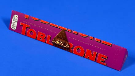 Шоколад Toblerone Молочний з Родзинками та Подрібненим Горіхом 100g - Retromagaz, image 1