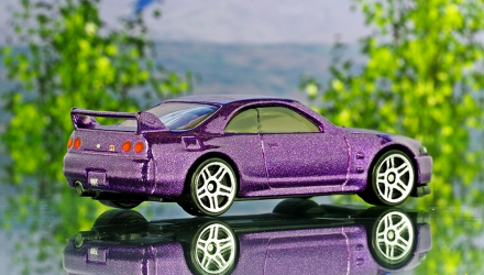 Машинка Базовая Hot Wheels Nissan Skyline GT-R R33 Then and Now 1:64 FJY75 Purple - Retromagaz, image 2