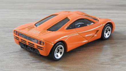 Машинка Базова Hot Wheels McLaren F1 Factory Fresh 1:64 HCX13 Orange - Retromagaz, image 3