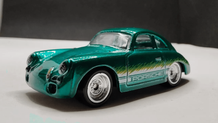 Тематическая Машинка Hot Wheels Porsche 356 Outlaw Ultra Hots 1:64 JBY64 Green - Retromagaz, image 1