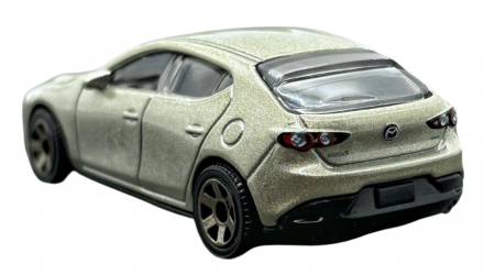 Машинка Велике Місто Matchbox 2019 Mazda 3 Roadtrip 1:64 HVP04 Gold - Retromagaz, image 5