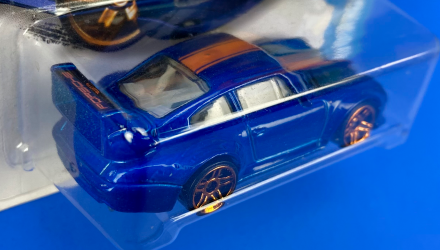 Машинка Базовая Hot Wheels Porsche 993 GT2 Showroom 1:64 DHT11 Blue - Retromagaz, image 5