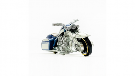 Тематическая Машинка Hot Wheels Bad Bagger Motorcycle Club 1:64 HRR90 Blue - Retromagaz, image 4