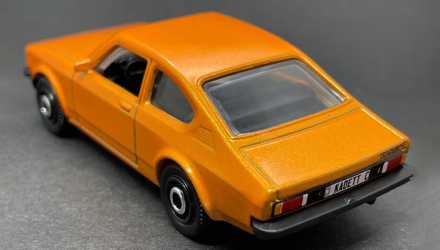 Машинка Велике Місто Matchbox Opel 1975 Opel Kadett Highway 1:64 HLC86/HKW72 Orange - Retromagaz, image 3