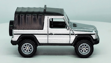 Машинка Premium Hot Wheels 1991 Mercedes-Benz G-Class Boulevard 1:64 GJT79 Metallic Silver - Retromagaz, image 5