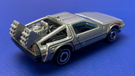 Машинка Базовая Hot Wheels DeLorean DMC-12 Back to the Future Time Machine Screen Time 1:64 HCV54 HHF15 Silver - Retromagaz, image 3