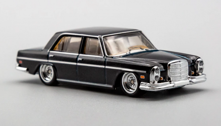 Машинка Premium Hot Wheels '72 Mercedes-Benz 280 SEL 4.5 Modern Classics 1:64 GJP97 Black - Retromagaz, image 2