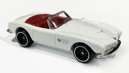 Машинка Базова Hot Wheels BMW 507 Factory Fresh 1:64 HKG30 White - Retromagaz, image 2