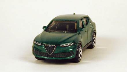 Машинка Велике Місто Matchbox 2023 Alfa Romeo Tonale Roadtrip 1:64 HVN47 Green - Retromagaz, image 1