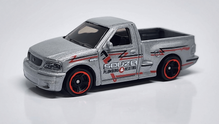 Машинка Базовая Hot Wheels '99 Ford F-150 SVT Lightning The `90S 1:64 HTB07 Silver - Retromagaz, image 1