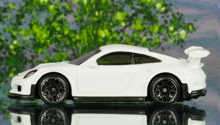 Машинка Базовая Hot Wheels Porsche 911 GT3 RS Then and Now 1:64 FJX93 White - Retromagaz, image 4