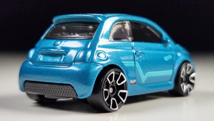 Машинка Базовая Hot Wheels Fiat 500e Green Speed 1:64 HKH59 Turquoise - Retromagaz, image 3