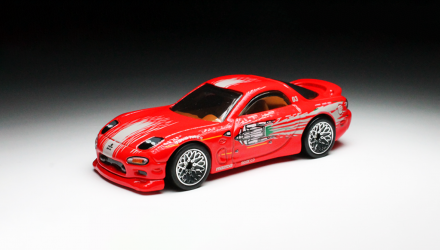 Машинка Premium Hot Wheels `95 Mazda RX-7 Fast & Furious 1:64 GBW82 Red - Retromagaz, image 4