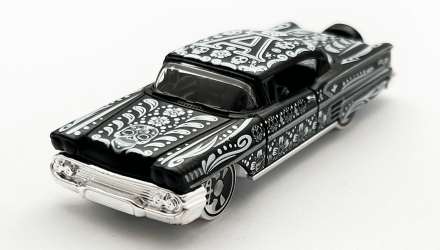 Машинка Базовая Hot Wheels '58 Impala Treasure Hunts Art Cars 1:64 HCX98 Black - Retromagaz, image 4