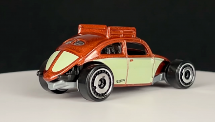 Тематическая Машинка Hot Wheels Custom Volkswagen Beetle Volkswagen 1:64 HDH45 Brown - Retromagaz, image 3