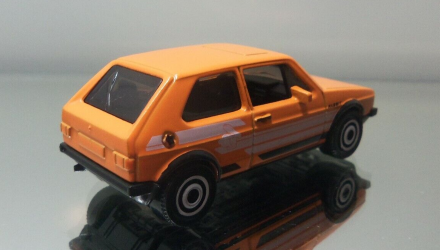 Машинка Велике Місто Matchbox 1976 Volkswagen Golf GTI MK1 City 1:64 GKL68 Orange - Retromagaz, image 3