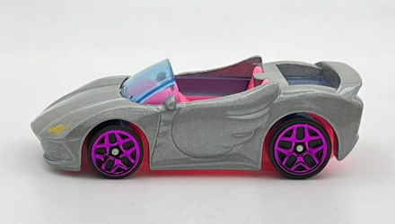 Машинка Базовая Hot Wheels Barbie Extra Tooned 1:64 HCT35 Metallic Silver - Retromagaz, image 4