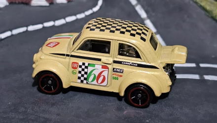 Машинка Базовая Hot Wheels '60s Fiat 500D Modificado Compact Kings 1:64 HTC20 Yellow - Retromagaz, image 4