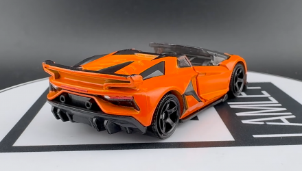 Тематична Машинка Matchbox 2019 Lamborghini Aventador SVJ Roadster Moving Parts 1:64 FWD28/HLG03 Orange - Retromagaz, image 3