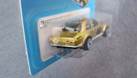 Тематическая Машинка Hot Wheels '70 Ford Escort RS1600 Ultra Hots 1:64 JBY60 Gold - Retromagaz, image 3