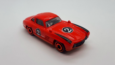 Машинка Базовая Hot Wheels Mercedes-Benz 300 SL Retro Racers 1:64 HKH02 Red - Retromagaz, image 4