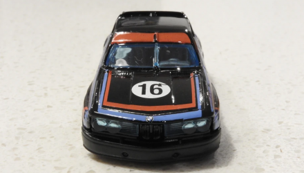 Машинка Базовая Hot Wheels '73 BMW 3.0 CSL Race Car BMW 1:64 DHX63 Black - Retromagaz, image 5