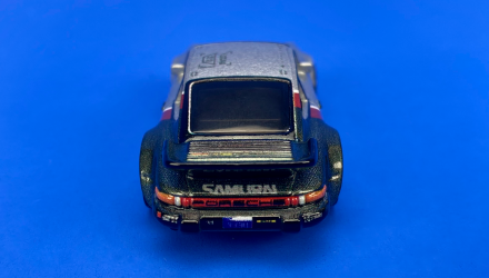 Машинка Premium Hot Wheels Cyberpunk 2077 Porsche 911 Turbo (930) Rep. Entertainment 1:64 HCP04 Grey - Retromagaz, image 6