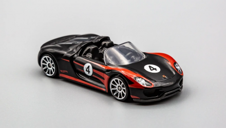 Машинка Базовая Hot Wheels Porsche 918 Spyder Roadsters 1:64 FYD27 Black - Retromagaz, image 2