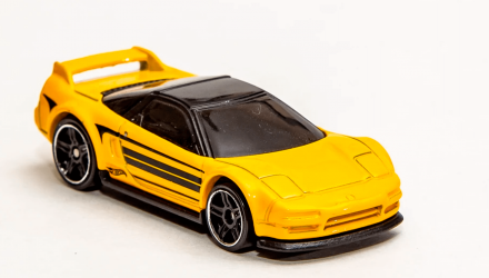 Машинка Базовая Hot Wheels '90 Acura NSX Nightburnerz 1:64 DTY78 Yellow - Retromagaz, image 2