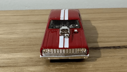 Машинка Базовая Hot Wheels '64 Chevy Chevelle SS Muscle Mania 1:64 HTC58 Red - Retromagaz, image 4