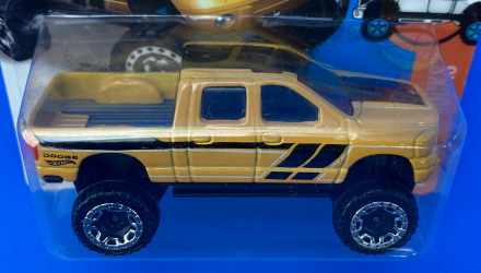 Машинка Базова Hot Wheels Dodge Ram 1500 Hot Trucks 1:64 DHR50 Yellow - Retromagaz, image 3