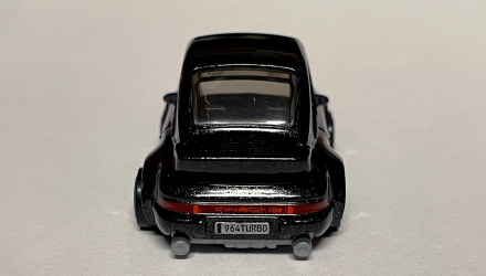 Машинка Базовая Hot Wheels Porsche 911 Turbo 3.6 (964) Tooned 1:64 HKG69 Black - Retromagaz, image 5