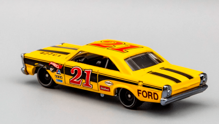 Машинка Базова Hot Wheels '65 Ford Galaxie Treasure Hunts Muscle Mania 1:64 GTC98 Yellow - Retromagaz, image 3