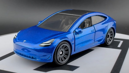 Тематична Машинка Matchbox Tesla Model 3 Moving Parts 1:64 FWD28/HVN16 Blue - Retromagaz, image 2