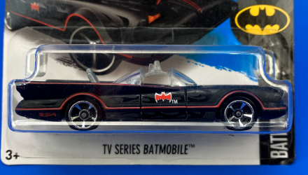 Машинка Базовая Hot Wheels TV Series Batmobile Batman 1:64 DHT15 Black - Retromagaz, image 2