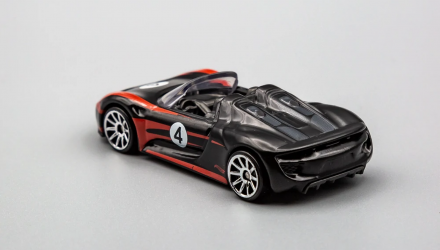 Машинка Базовая Hot Wheels Porsche 918 Spyder Roadsters 1:64 FYD27 Black - Retromagaz, image 3