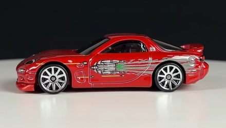 Тематическая Машинка Hot Wheels '95 Mazda RX-7 Fast & Furious 1:64 HNR88/HNT01 Red - Retromagaz, image 4