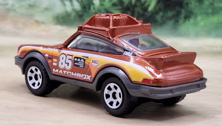 Тематична Машинка Matchbox 1985 Porsche 911 Rally Germany 1:64 GWL49/HPC58 Brown - Retromagaz, image 3