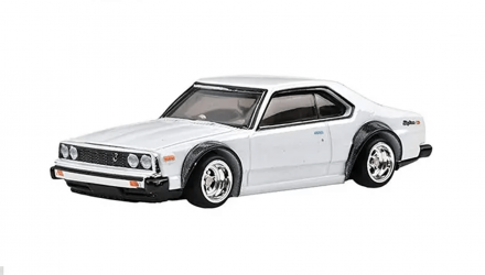 Машинка Premium Hot Wheels 4шт Nissan Skyline GT-R (BNR32) / (BCNR33) / (BNR34) / Retro Rig Diorama 1:64 GRN86 White - Retromagaz, image 4